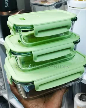 3pc High Borosilicate Food Containers.
Plus Insulated Lunch Bag