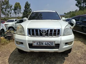 Toyota Land Cruiser Prado 2004 White