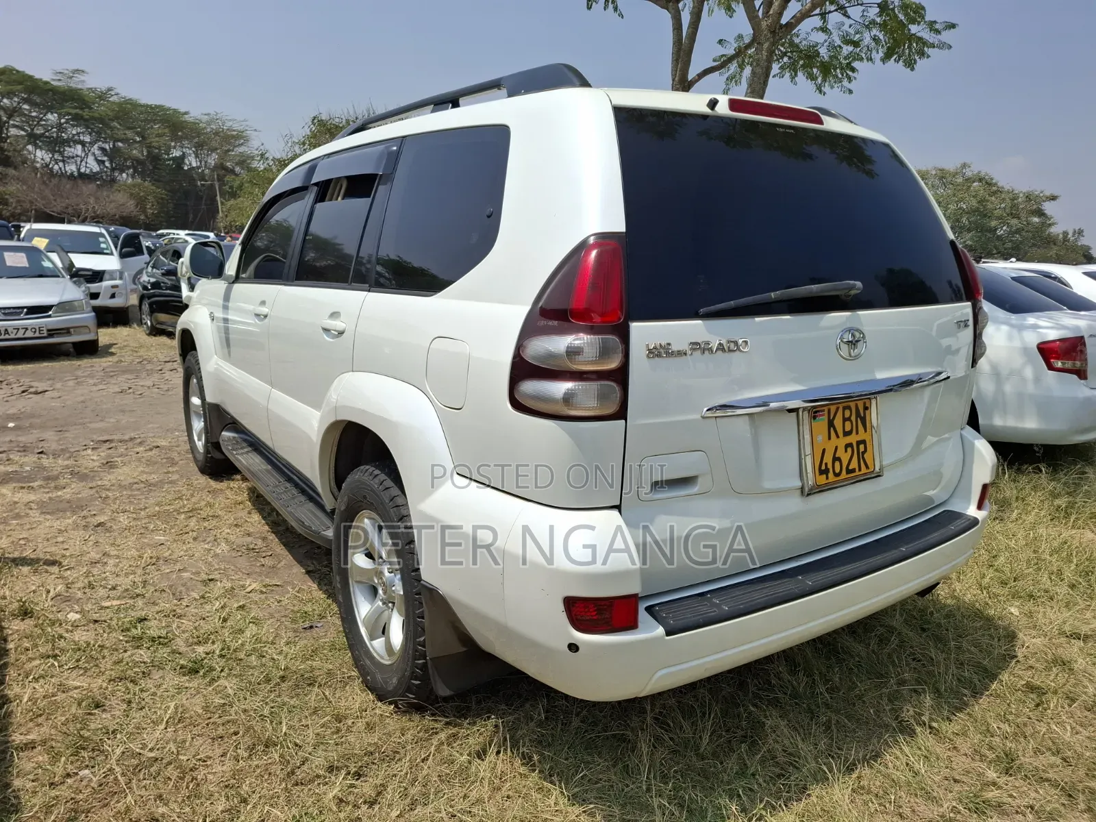 Toyota Land Cruiser Prado 2004 White