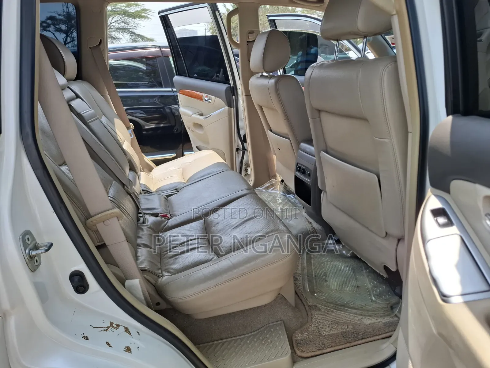 Toyota Land Cruiser Prado 2004 White