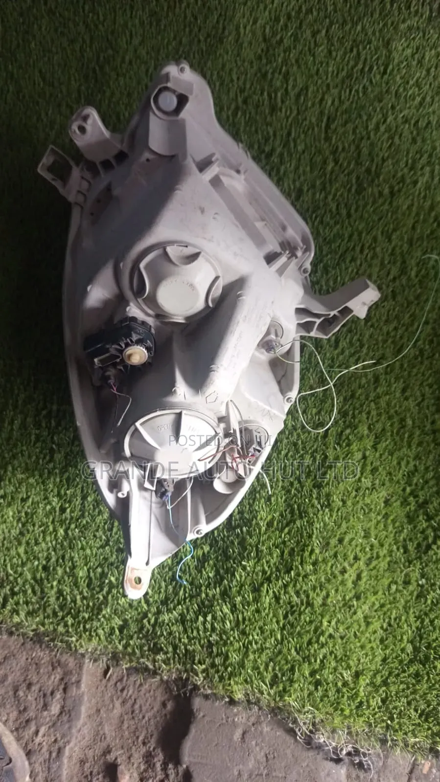 Toyota Passo 2010 Headlights