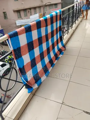 Warm Fleece Blanket 6x6 for Everyday Comfort