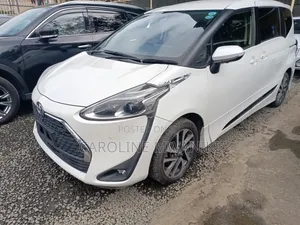 Toyota Sienta 2019 Pearl