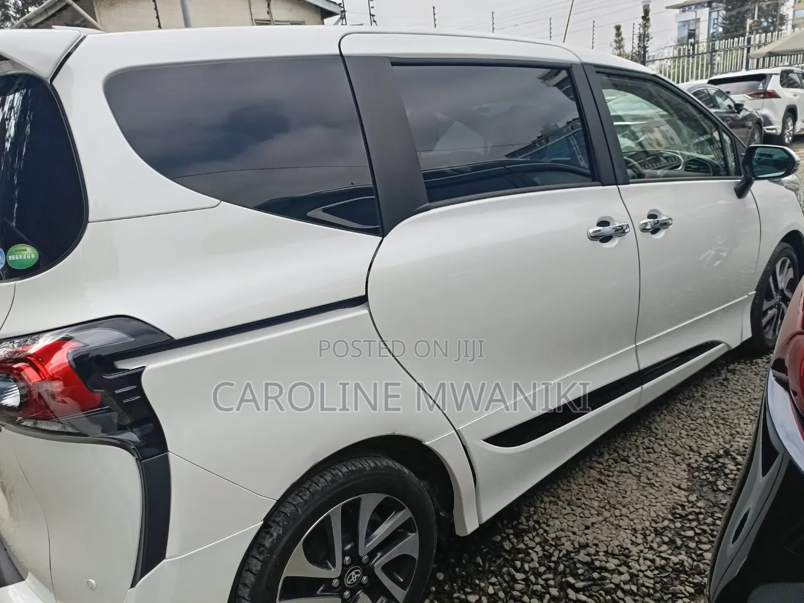 Toyota Sienta 2019 Pearl