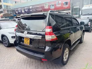 Toyota Land Cruiser Prado 2014 Black