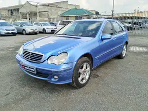 Mercedes-Benz C180 2004 Blue