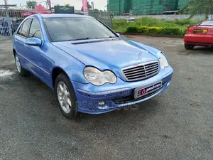 Mercedes-Benz C180 2004 Blue