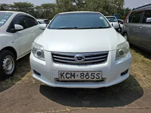 Toyota Axio 2010 Off white