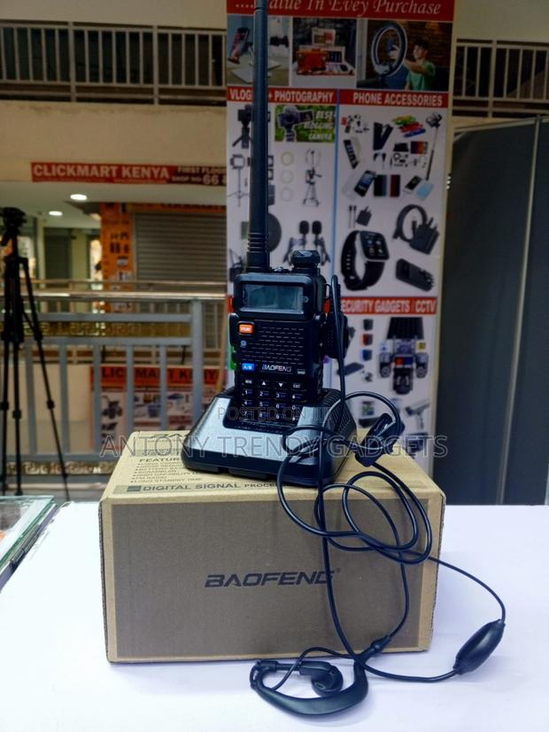 Baofeng UV-5R Rechargeable Walkie Talkie 128 Channels