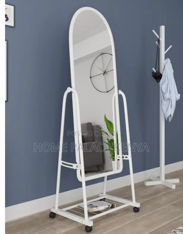 Bedroom Mirror: Smooth Rolling Steel Image Mirror