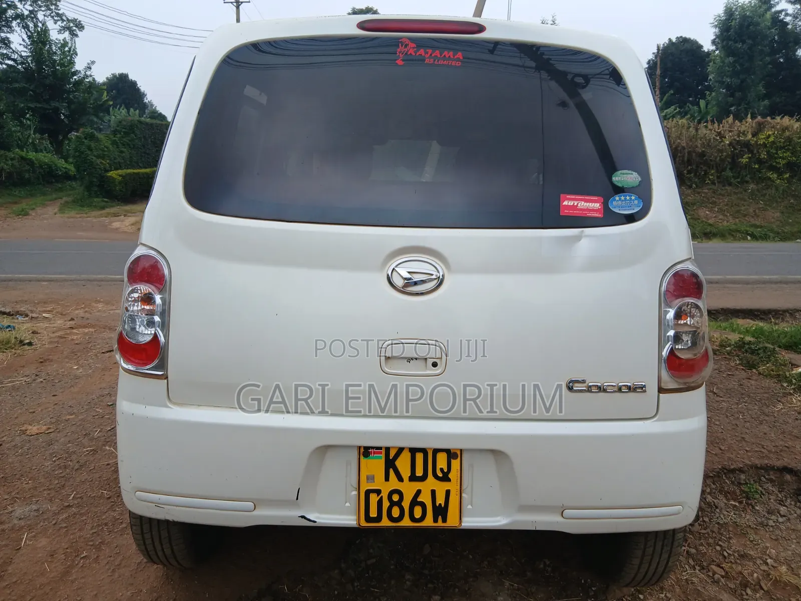 Daihatsu Mira 2016 White