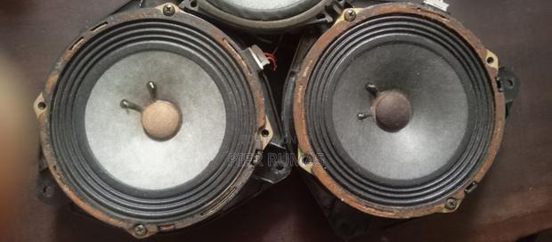 2 JBL Speakers - thumbnail 2