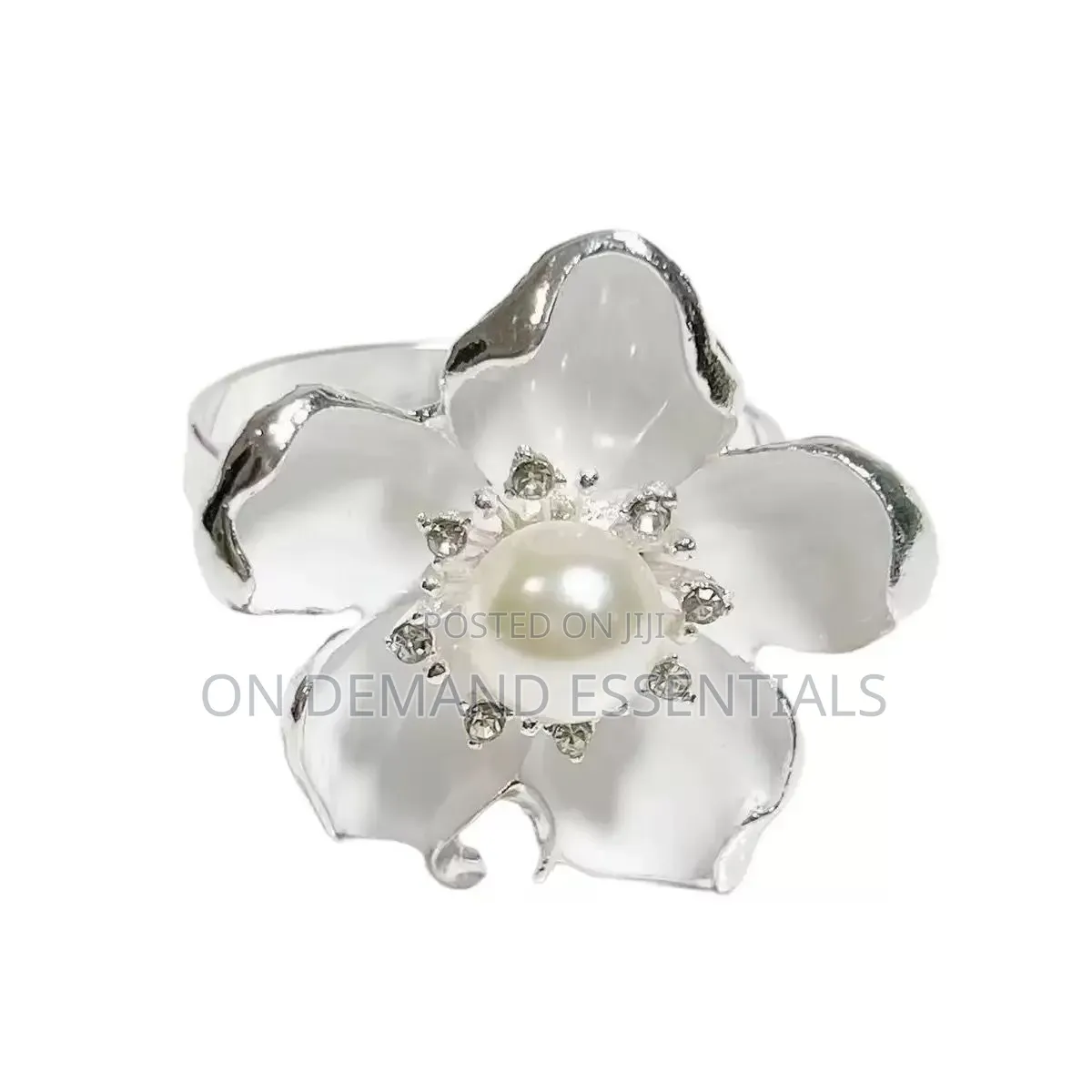 Luxurious Napkin Rings Available in 3 Designs 6pcs