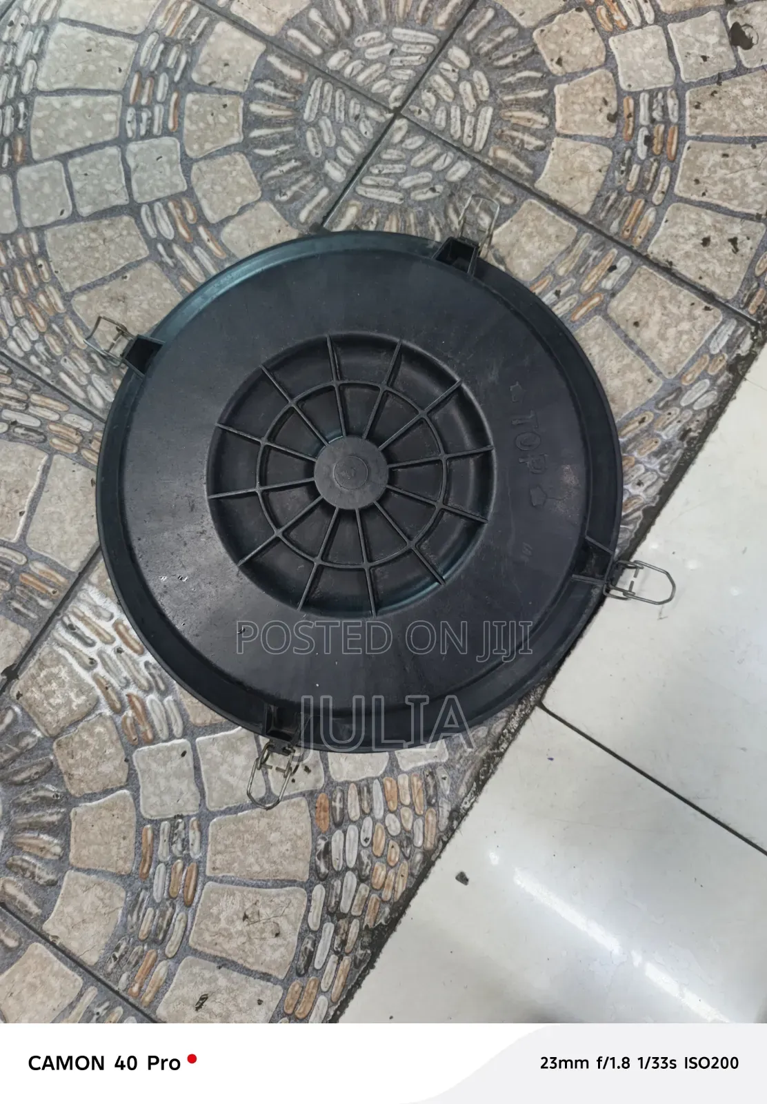 Isuzu NQR 700p Air Clearner Lid