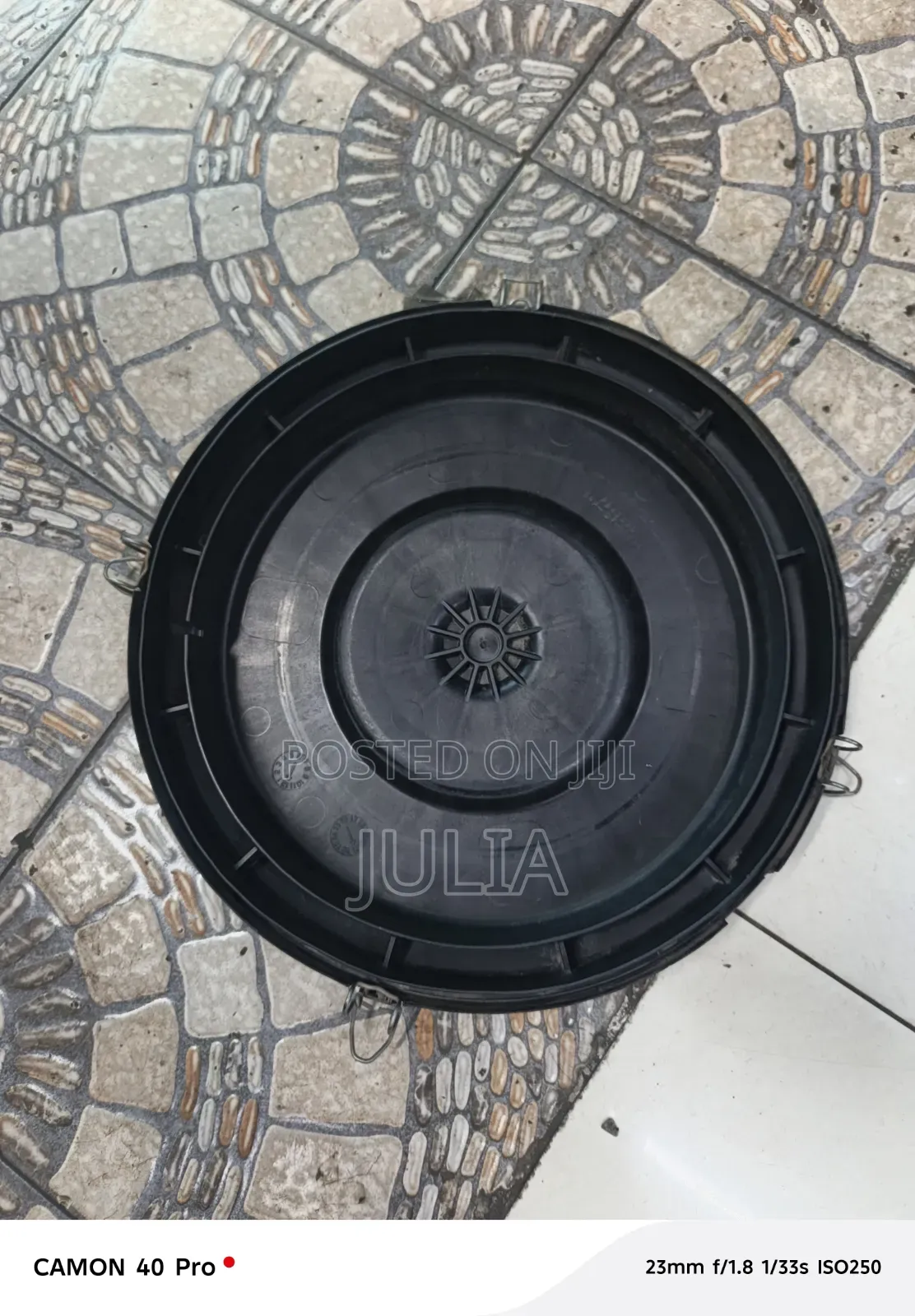 Isuzu NQR 700p Air Clearner Lid