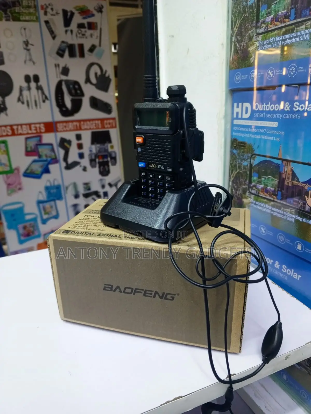 Baofeng UV-5R VHF UHF Walkie Talkie Rechargeable