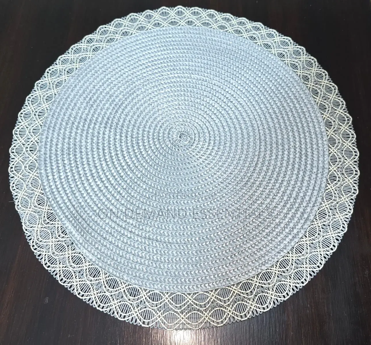 new In!! High Quality,Luxurious Unique Wooven Table Mats