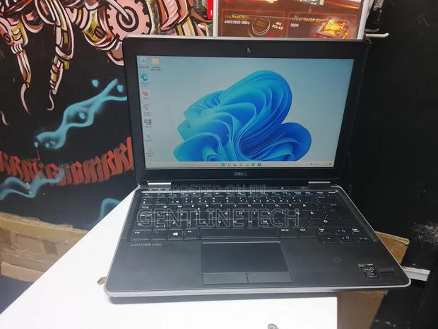 Laptop Dell Latitude E7240 8GB Intel Core i7 SSD 128GB - thumbnail 2