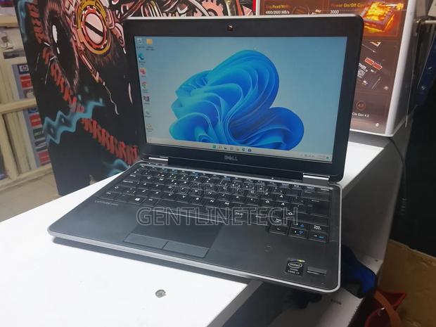 Laptop Dell Latitude E7240 8GB Intel Core i7 SSD 128GB - thumbnail 3