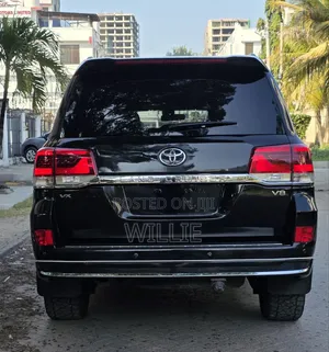 Toyota Land Cruiser 2014 Black