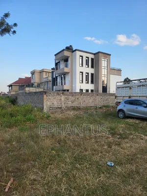 50 by 100 Plot in Croton Kenyatta Road