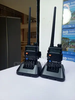 Baofeng UV-5R Dual Band Walkie Talkie Set of 2 Radios
