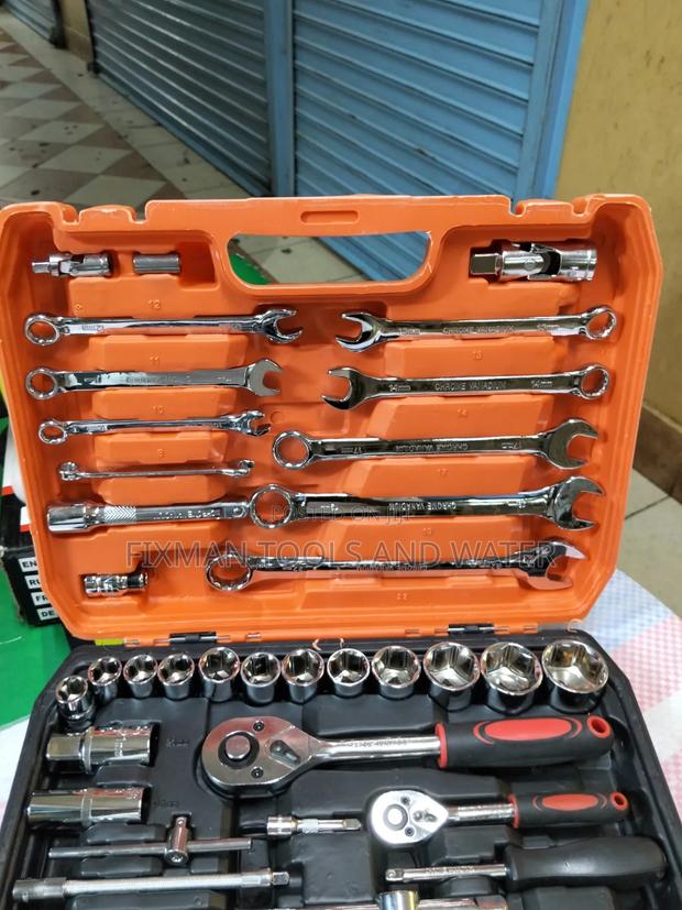 Socket Wrench Spanners Set 82 PCS With Screwdriver Set - thumbnail 2