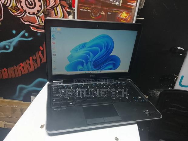 Laptop Dell Latitude E7240 8GB Intel Core i7 SSD 128GB - thumbnail 2