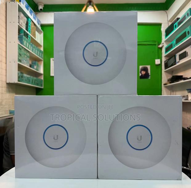 Ubiquiti Unifi 6 Enterprise Access Point Ceiling Mounted - thumbnail 2