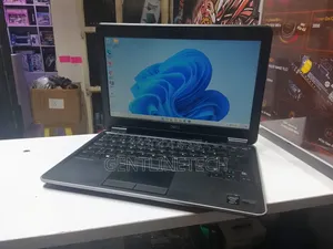 Laptop Dell Latitude E7240 8GB Intel Core i7 SSD 128GB
