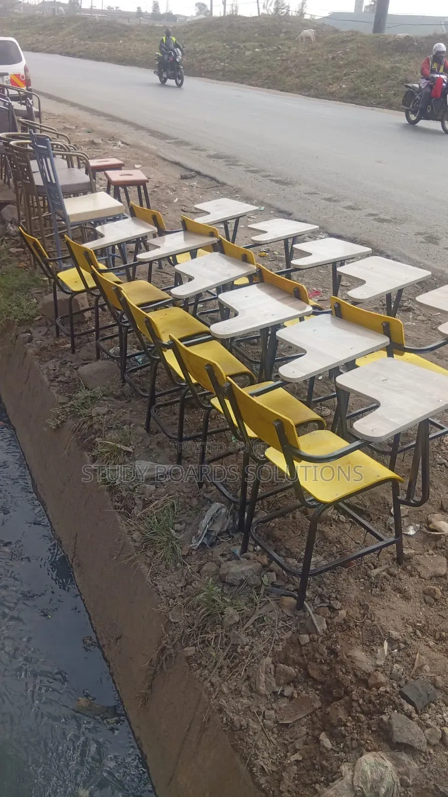 Quality College Chairs Fabrication on Order