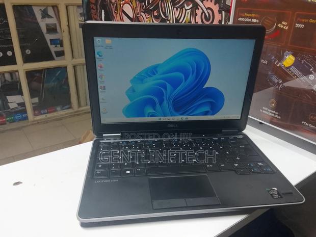 Laptop Dell Latitude E7240 8GB Intel Core i7 SSD 128GB - thumbnail 4