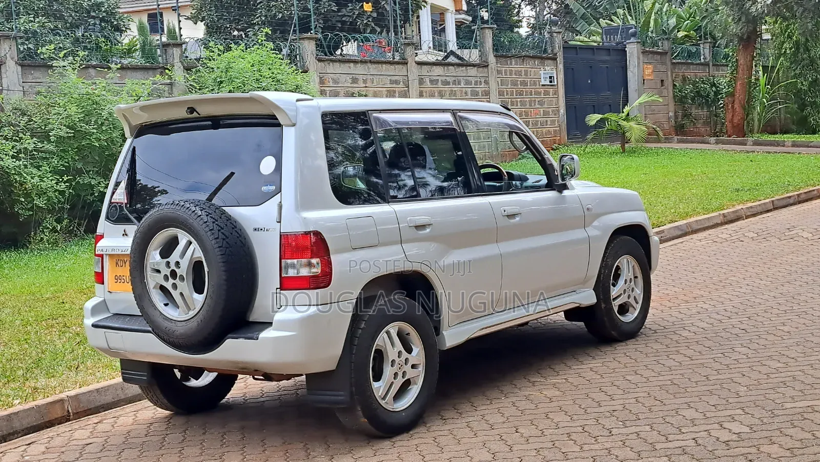 Mitsubishi Pajero IO 2004 White