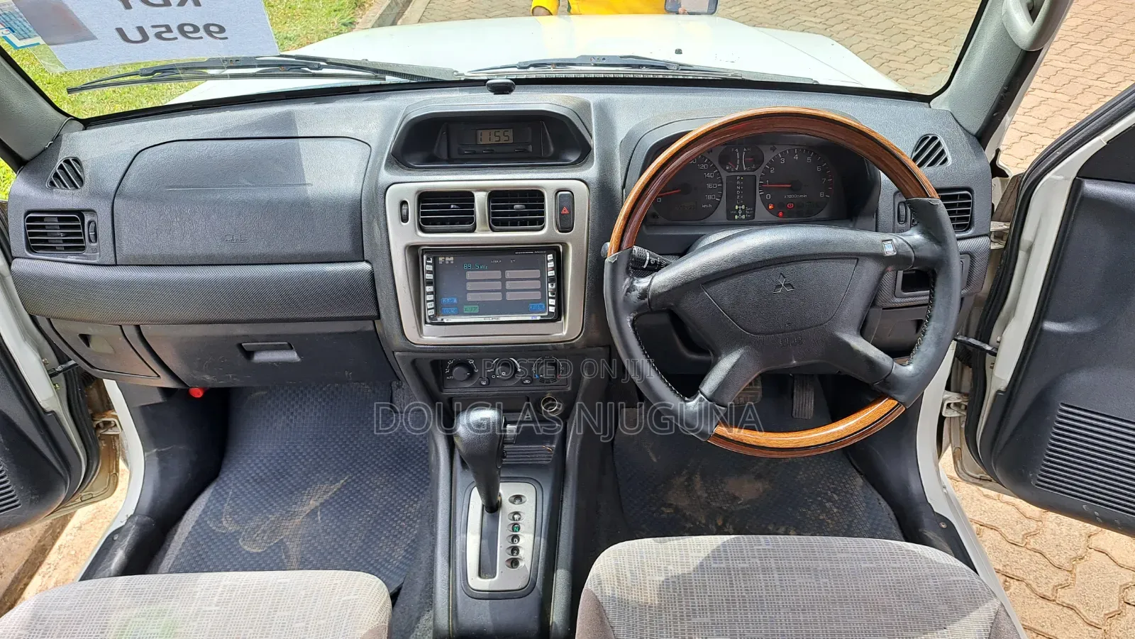 Mitsubishi Pajero IO 2004 White