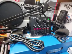 BM-800 Condenser Microphone With V8 Live Sound Card Kit