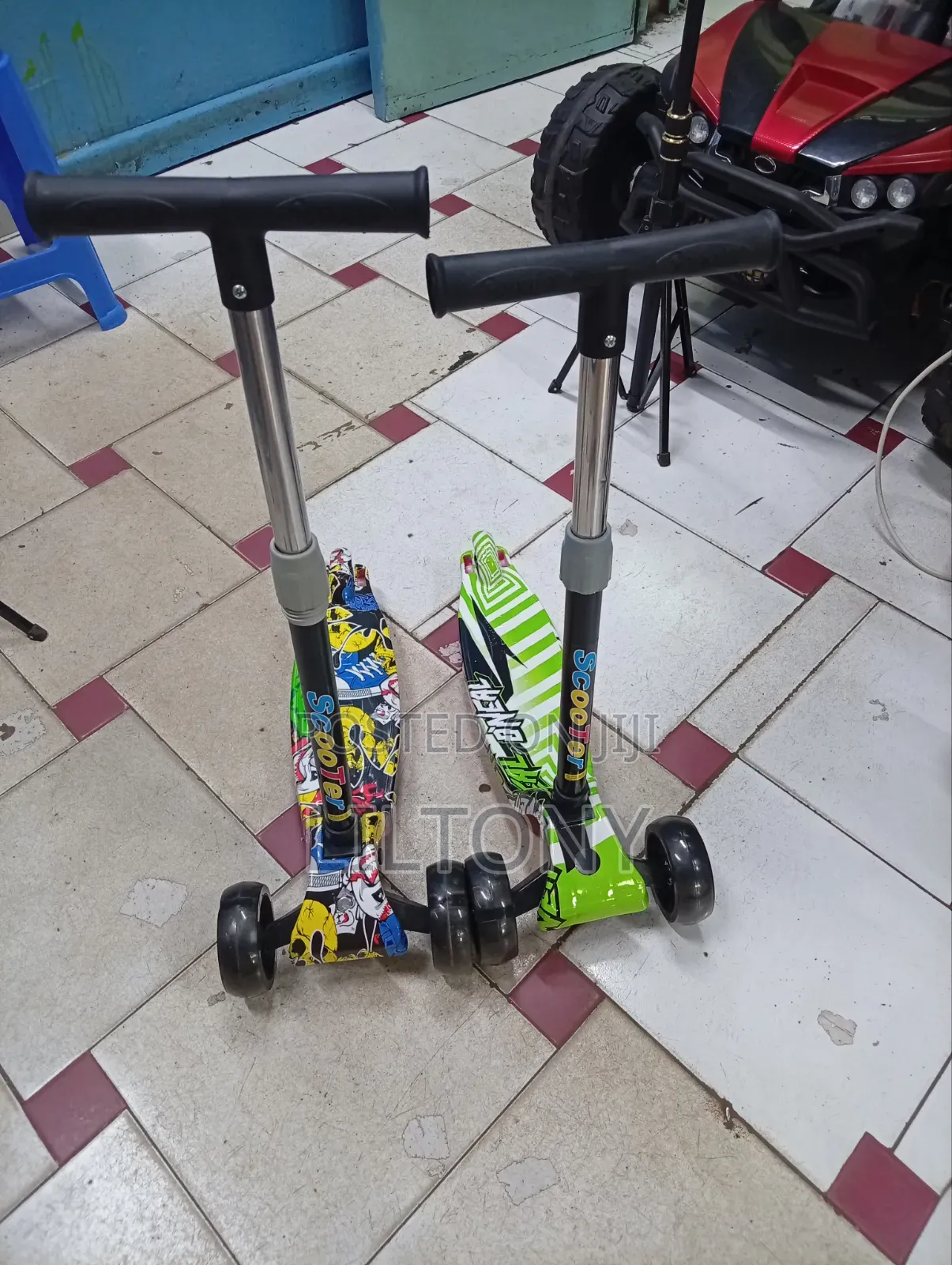 Kids Scooters Graffiti