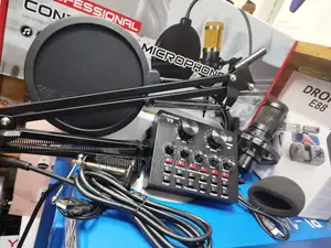 BM800 Studio Microphone V8 Audio Interface for Podcasting