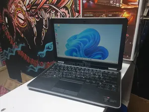 Laptop Dell Latitude E7240 8GB Intel Core i7 SSD 128GB