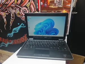 Laptop Dell Latitude E7240 8GB Intel Core i7 SSD 128GB