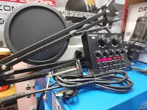 BM-800 Recording Microphone With V8 Sound Card Bundle