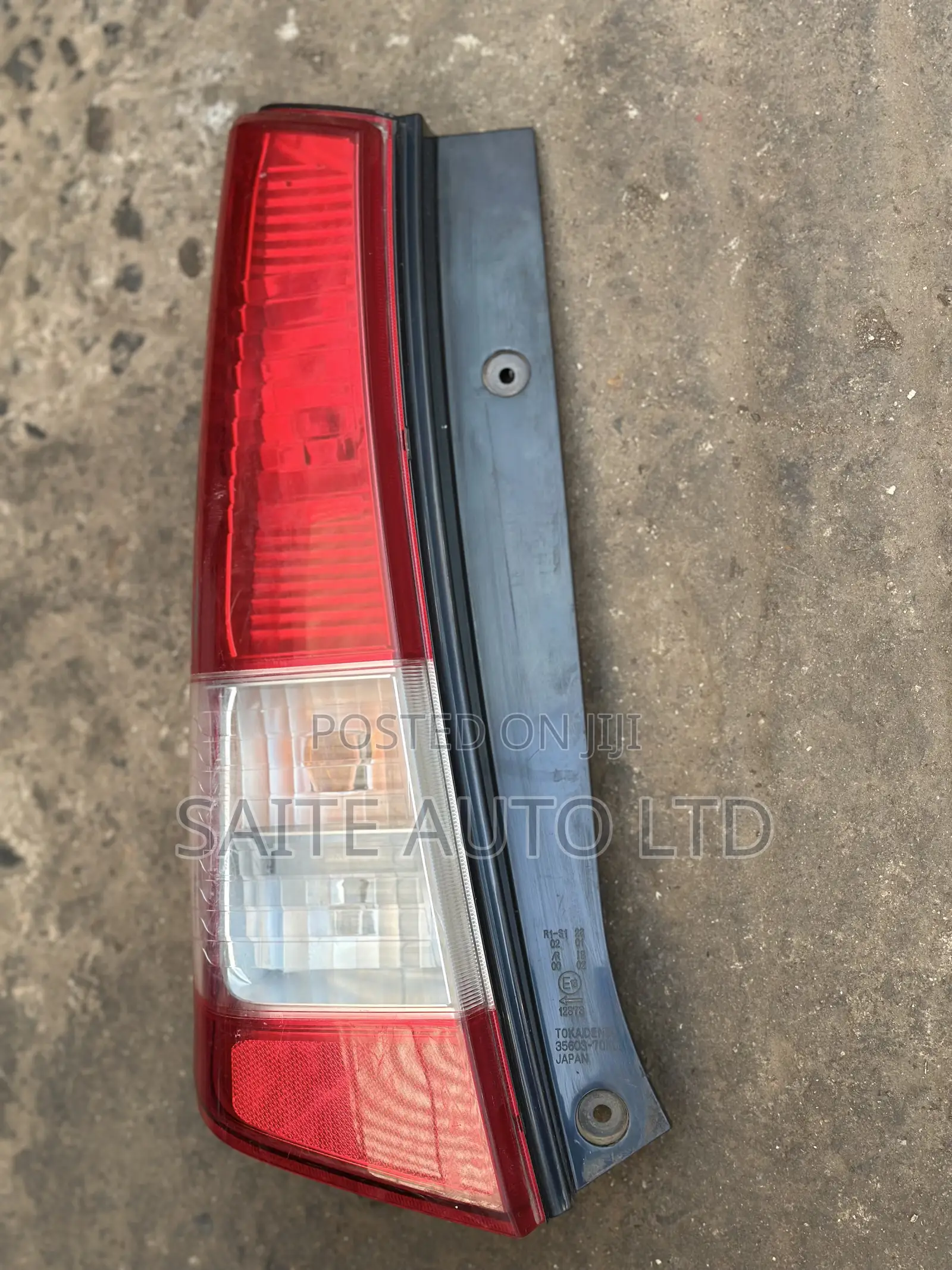 Suzuki Wagon R Tail Light