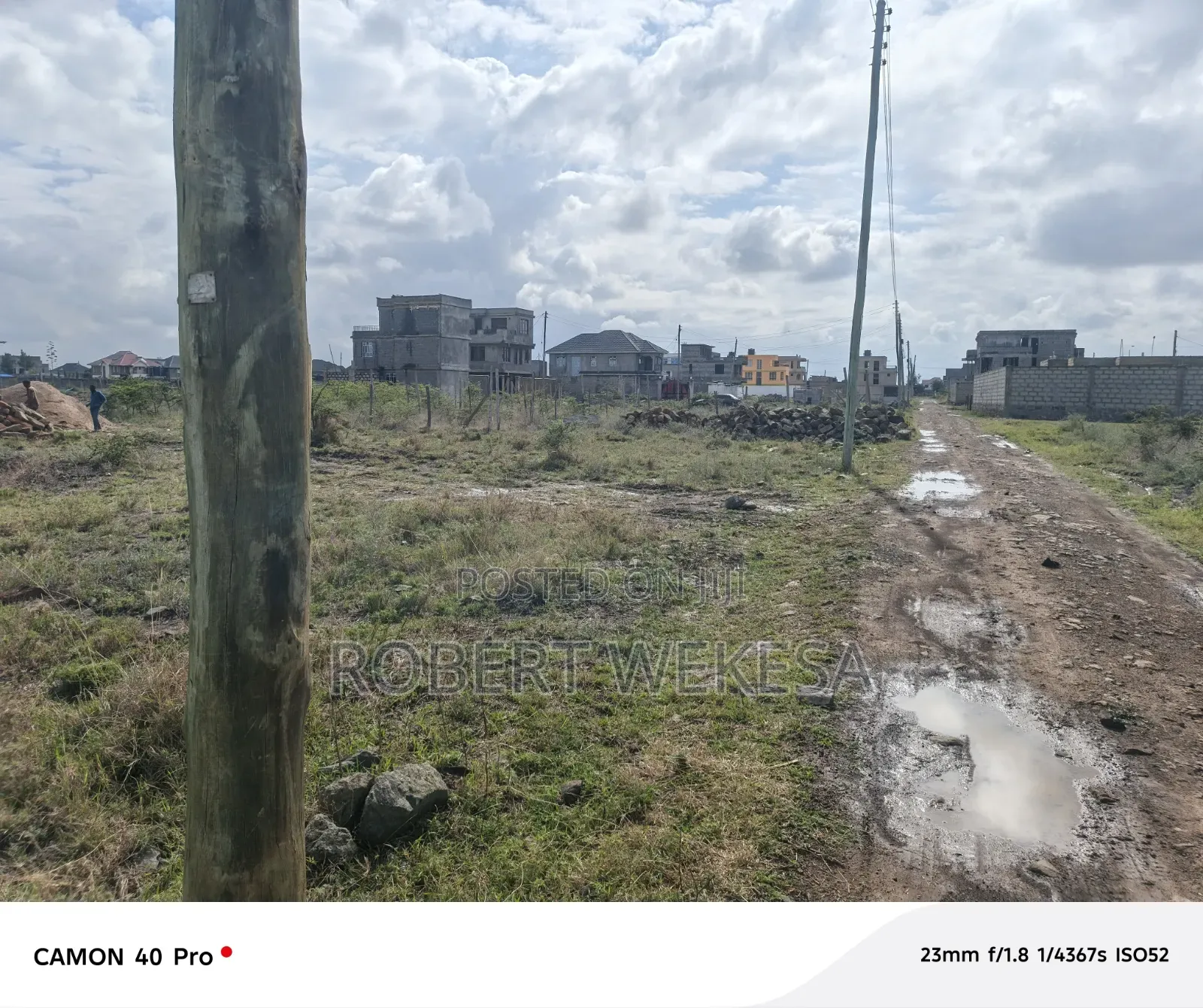 Plot at Kangundo Rd 50Miter of the Tarmac 100*100