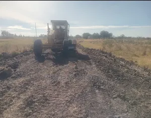 Plot at Kangundo Rd 50Miter of the Tarmac 100*100