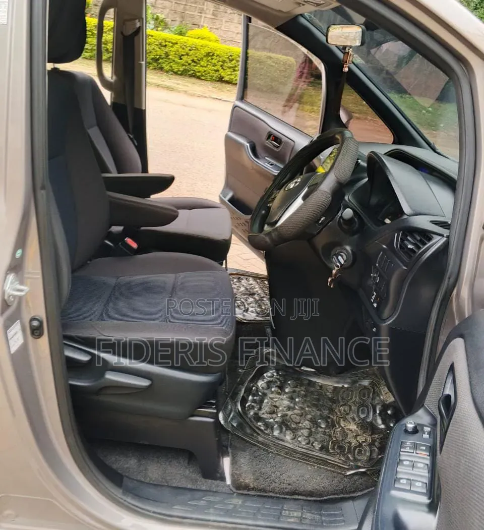 Toyota Voxy 2018 Brown