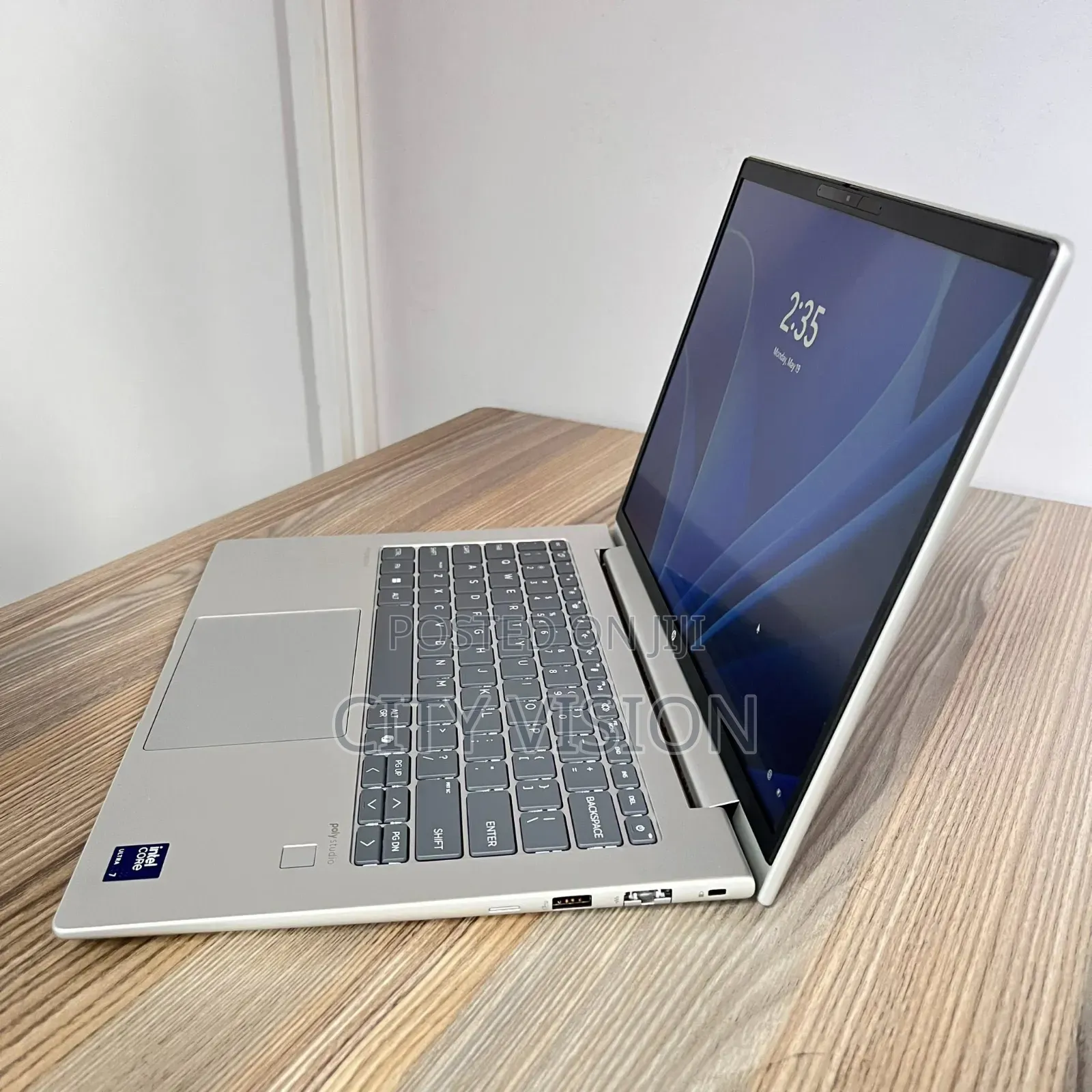 New Laptop HP ProBook 440 8GB Intel Core Ultra 7 SSD 512GB