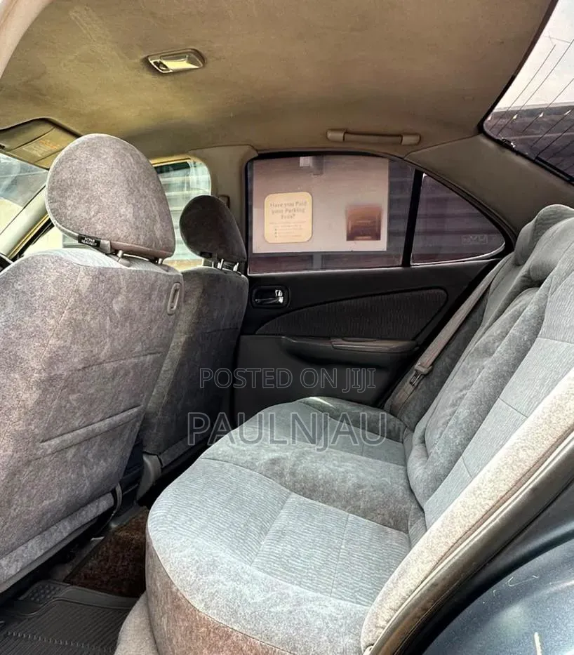 Nissan FB15 2000