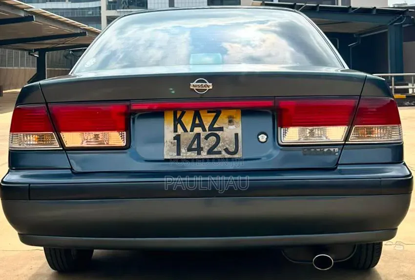 Nissan FB15 2000