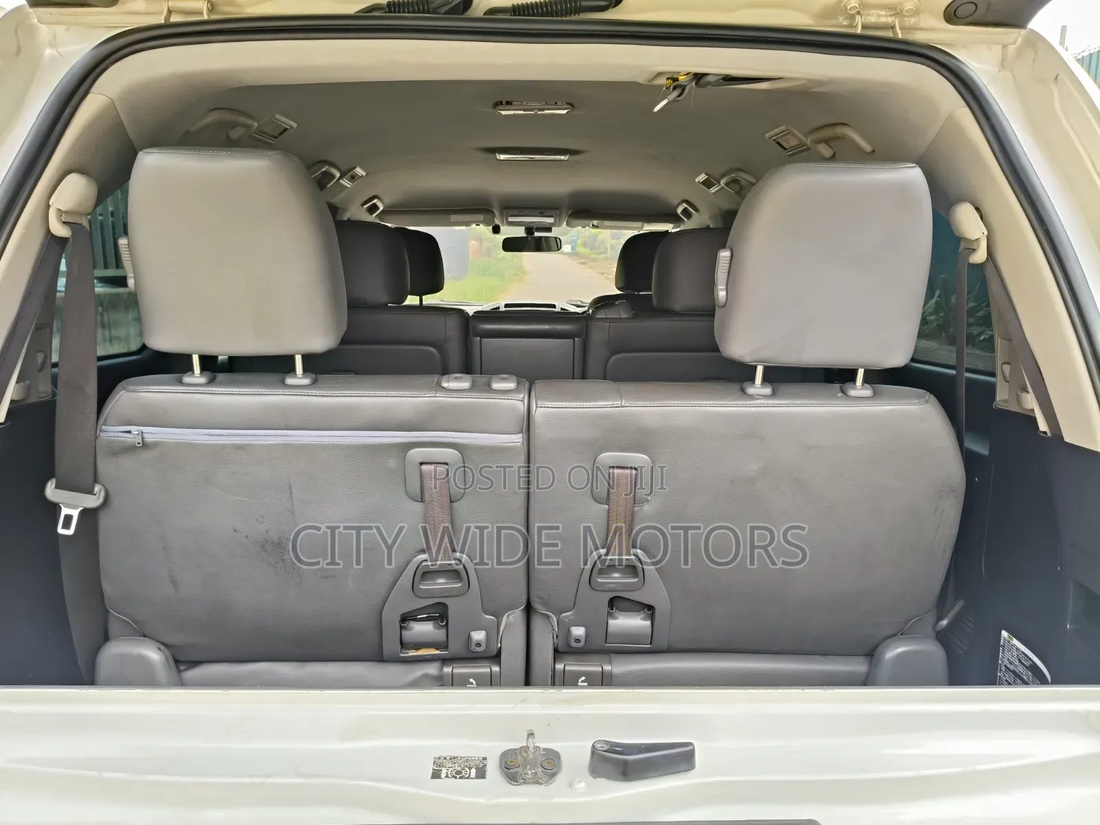 Toyota Land Cruiser 4.6 V8 ZX 2009 White