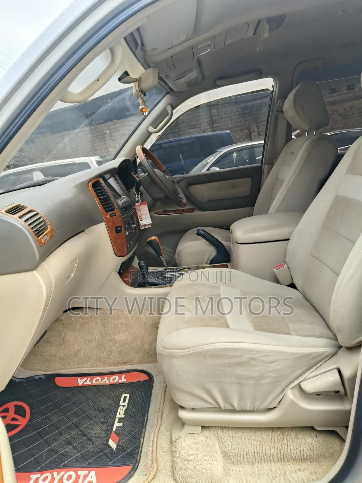 Toyota Land Cruiser 100 4.7 V8 Executive 2005 Silver