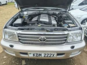 Toyota Land Cruiser 100 4.7 V8 Executive 2005 Silver